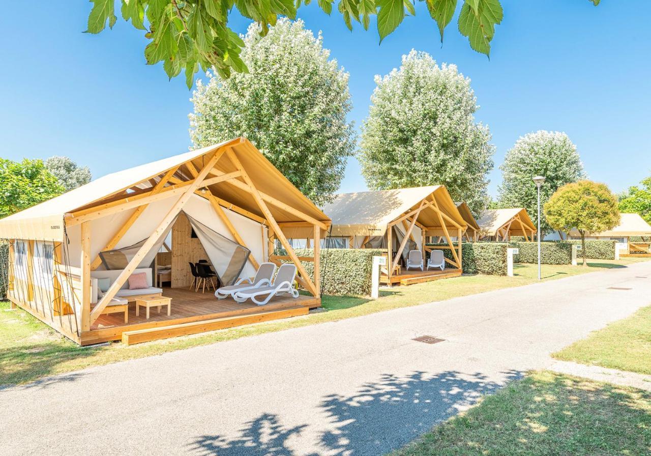 Camping Marelago Каорле Экстерьер фото