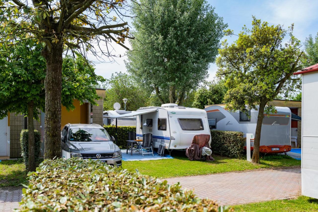 Camping Marelago Каорле Экстерьер фото