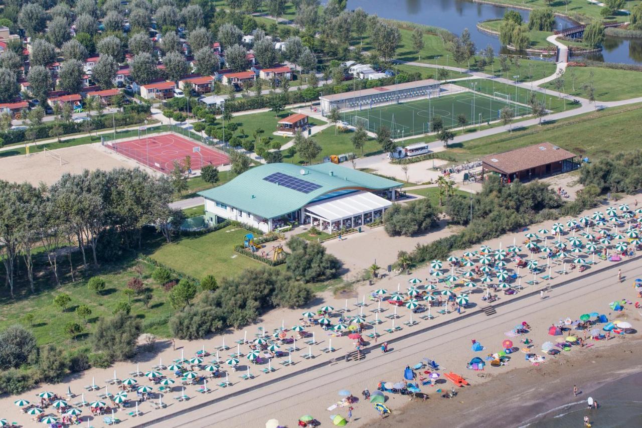 Camping Marelago Каорле Экстерьер фото