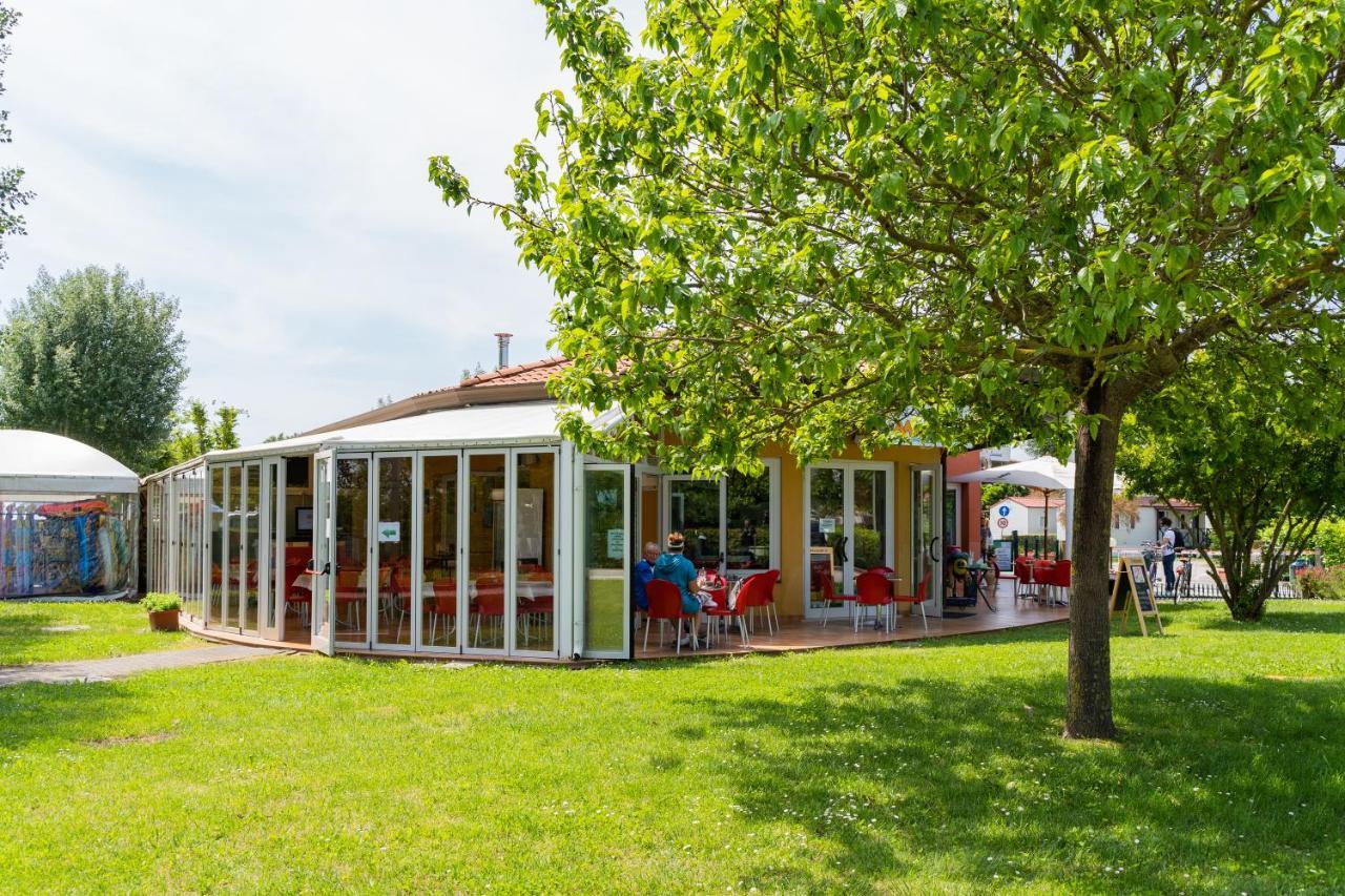 Camping Marelago Каорле Экстерьер фото