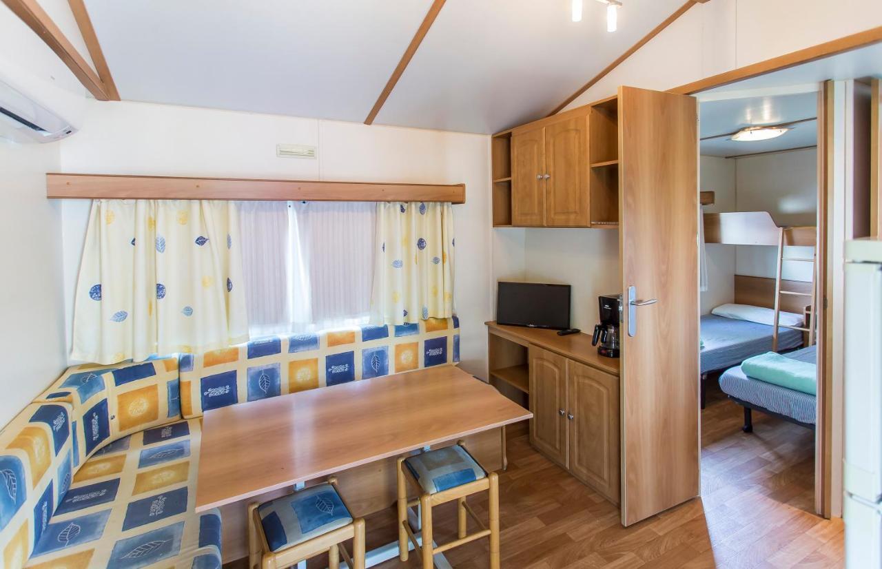 Camping Marelago Каорле Экстерьер фото
